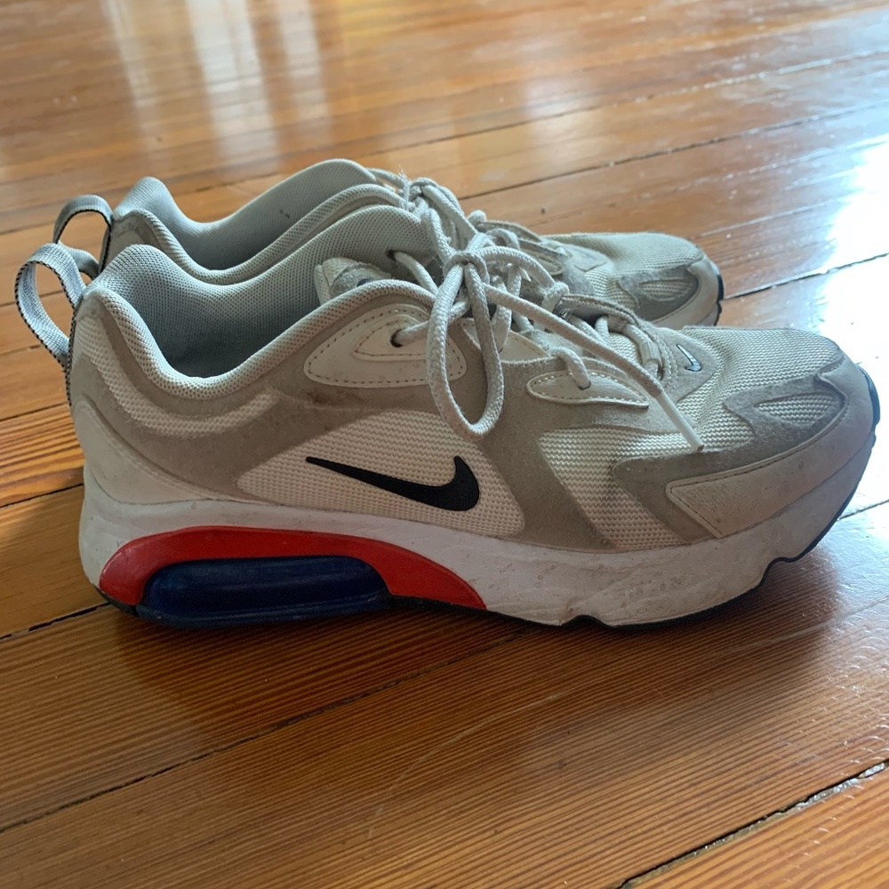 Nike Air Max 200 Womens Lace Up Running Shoes White Beige AT6175-100 Size 7.5